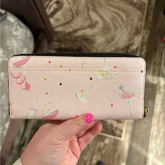 Kate Spade Wallet - Picture 2 of 3